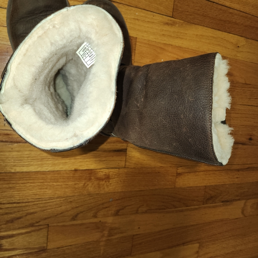 Ugg